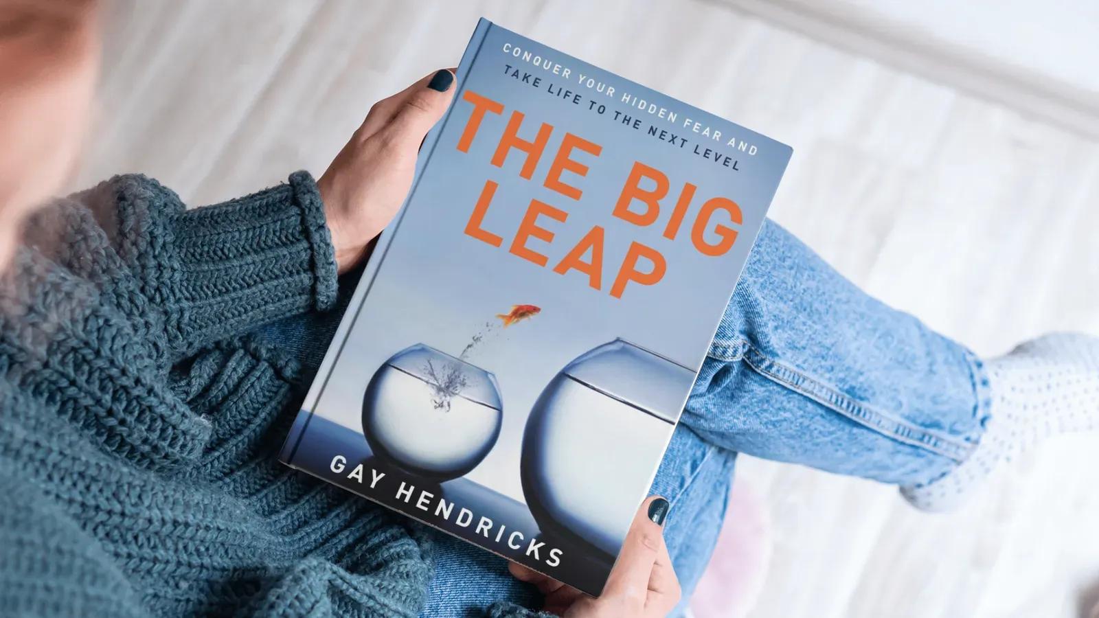 Illustratie bij The Big Leap van Gay Hendricks, met een figuur die een grote sprong maakt