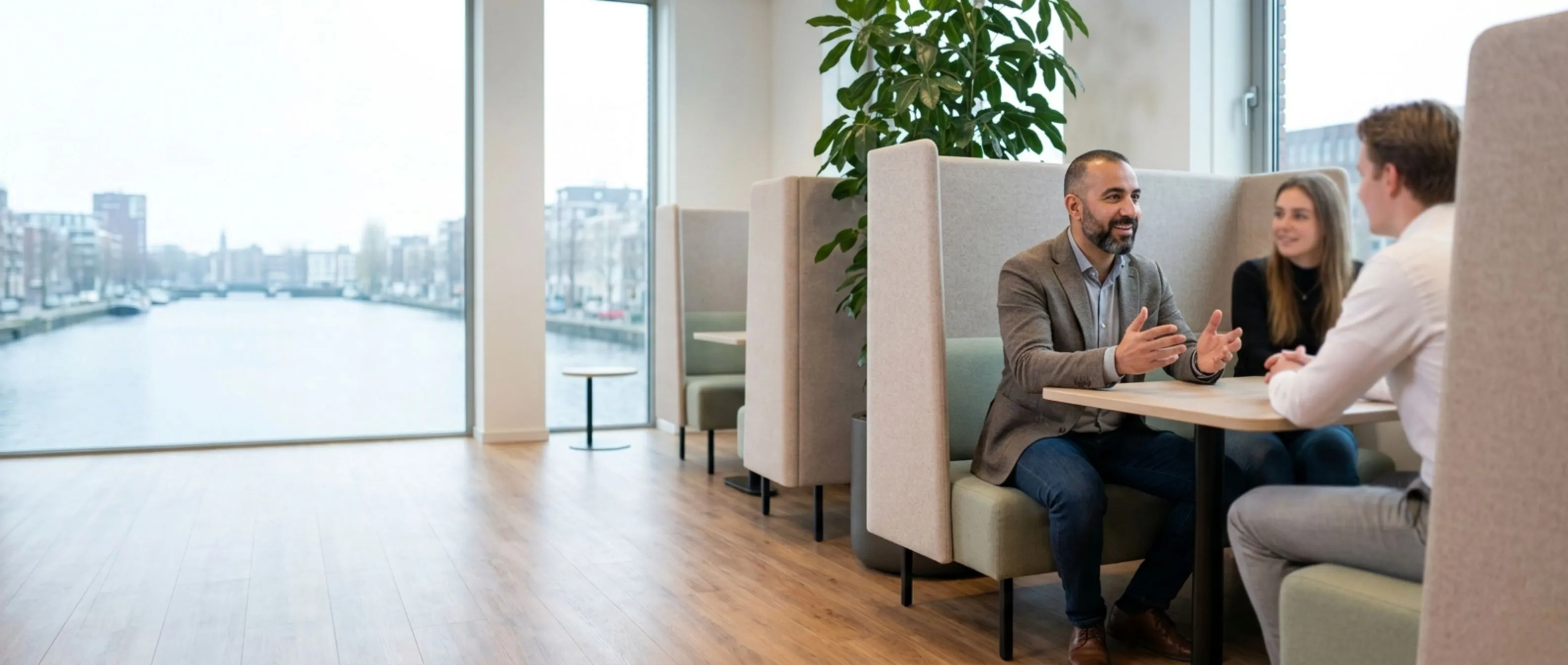 Auditworks – personal career conversation in a bright, modern office environment